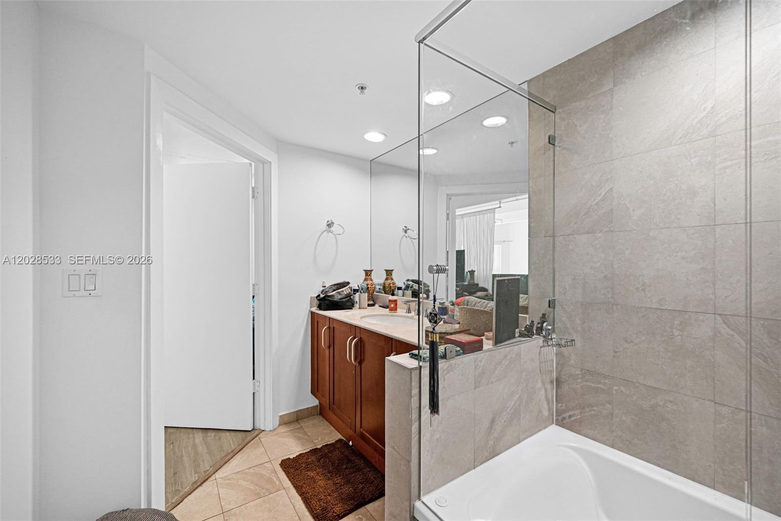 7728 Collins Avenue 5 Property Photo 27