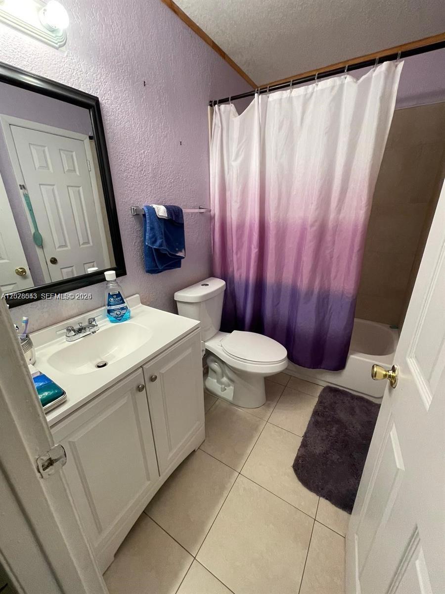 5813 Nw 21st Street 20-c Property Photo 5