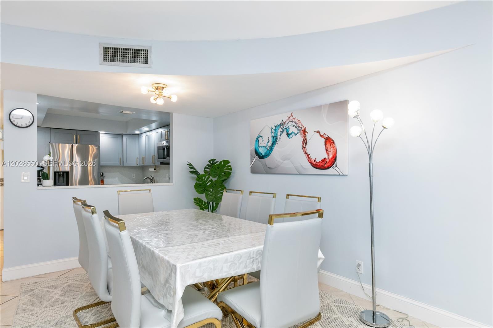 2401 S Ocean Drive 404 Property Photo 6