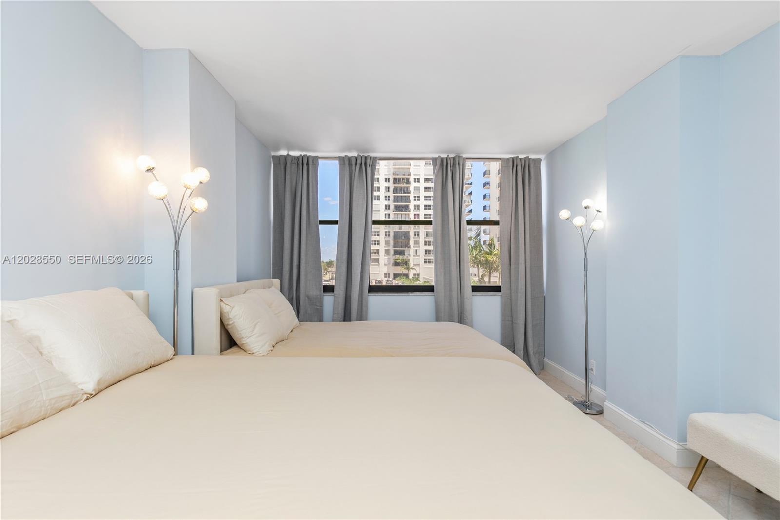 2401 S Ocean Drive 404 Property Photo 16