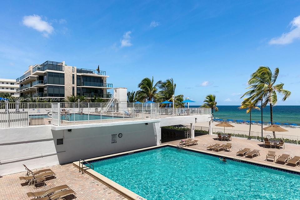 2401 S Ocean Drive 404 Property Photo 35