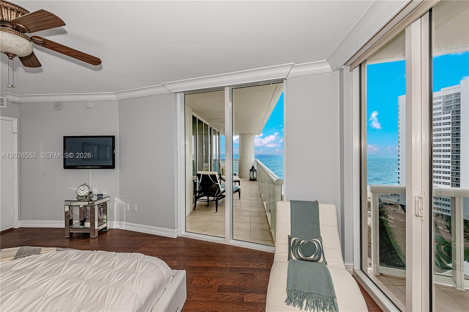 1850 S Ocean Drive 1105 Property Photo 23
