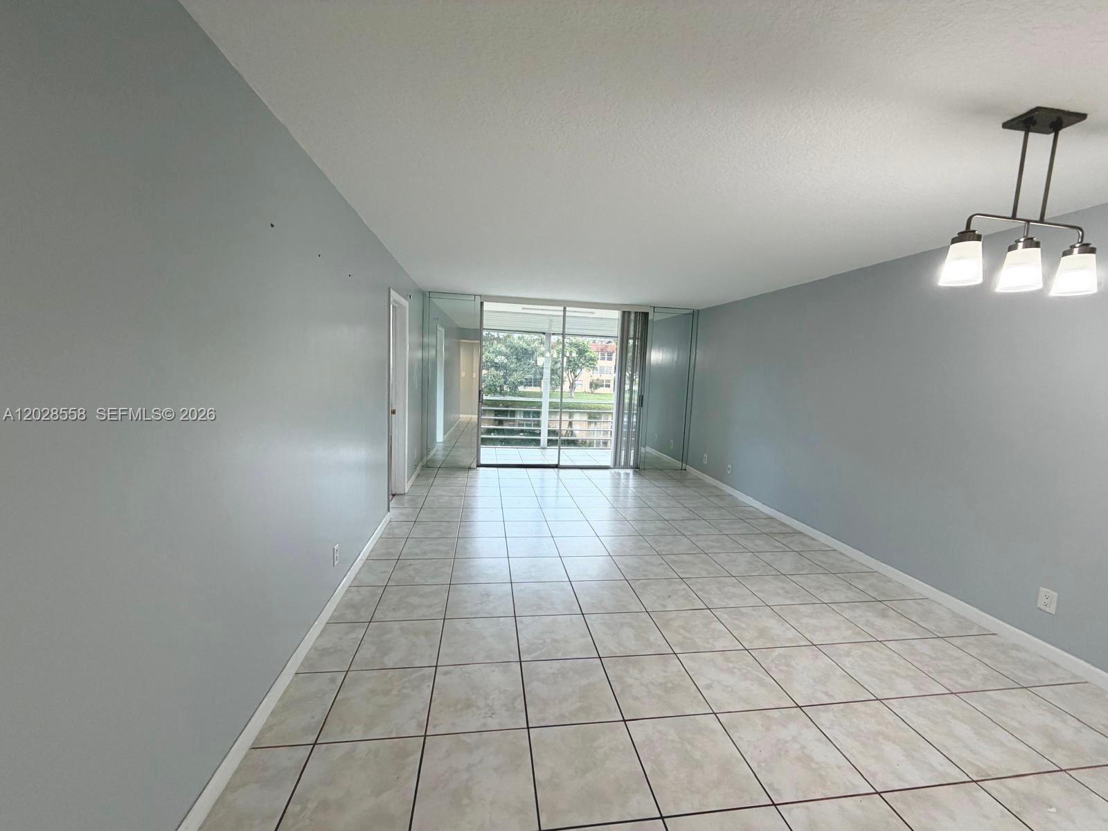 9281 Sunrise Lakes Boulevard 209 Property Photo 19