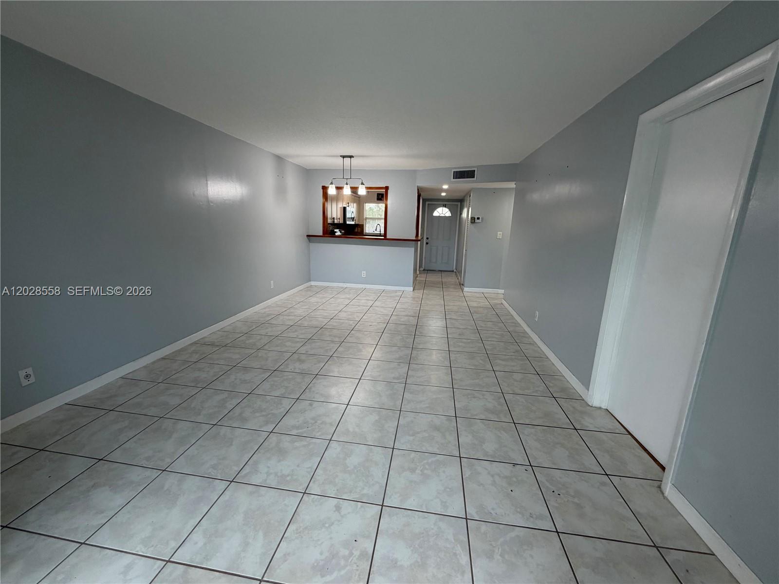 9281 Sunrise Lakes Boulevard 209 Property Photo 23