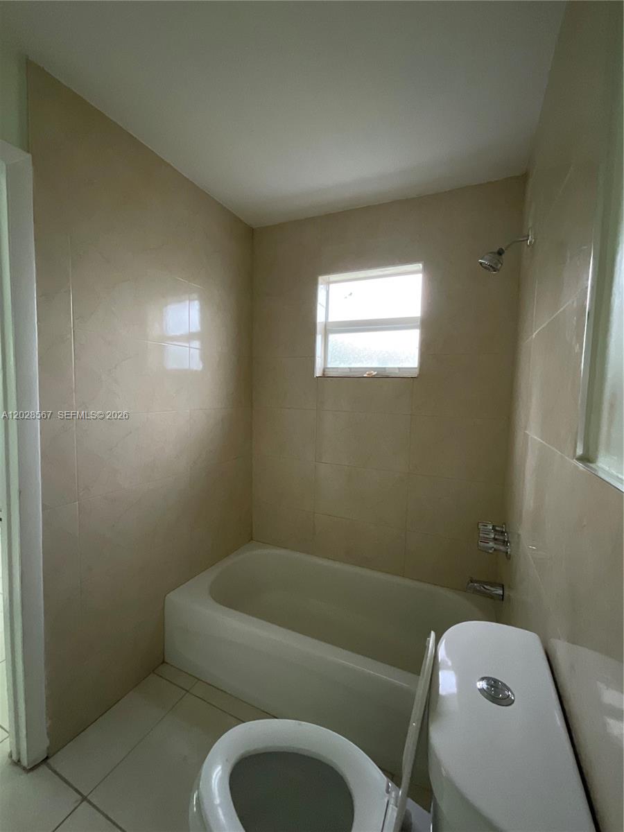 A12028567 Property Photo 9