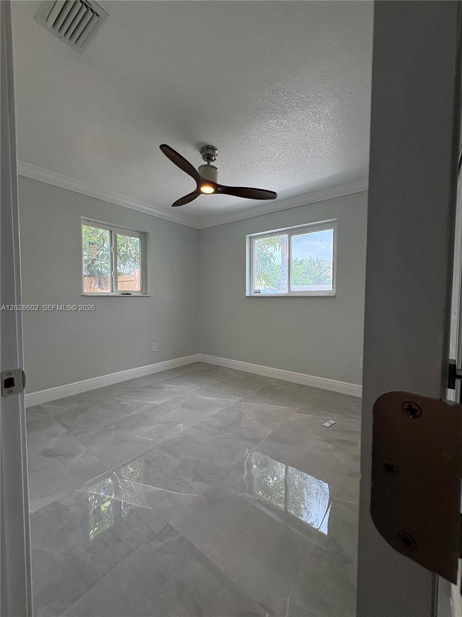 20081 Nw 15th Avenue Property Photo 16