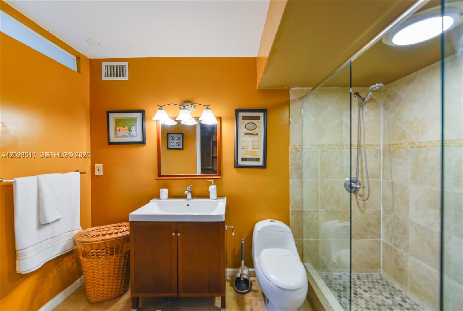 401 Golden Isles Drive 312 Property Photo 23