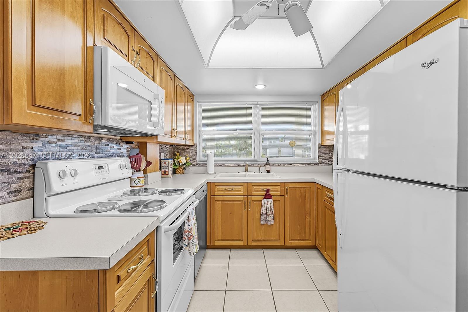 8 Watercolor Way Property Photo 3