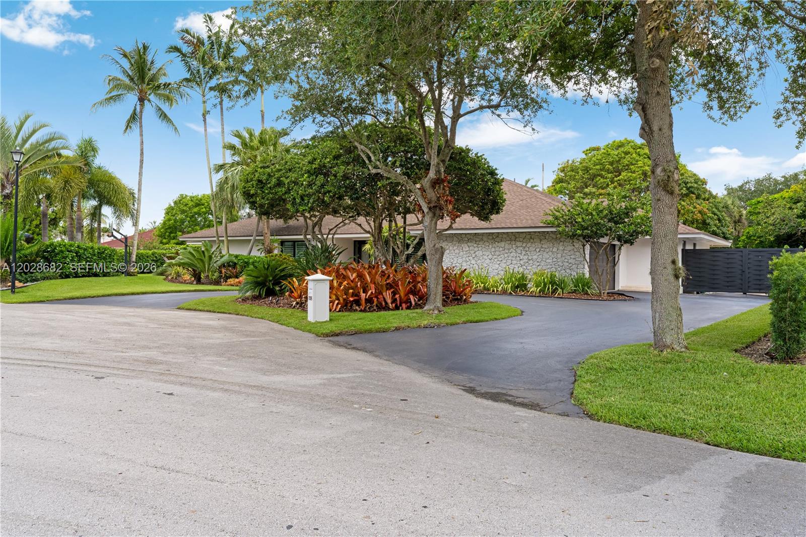 12926 Sw 104th Place Property Photo 10