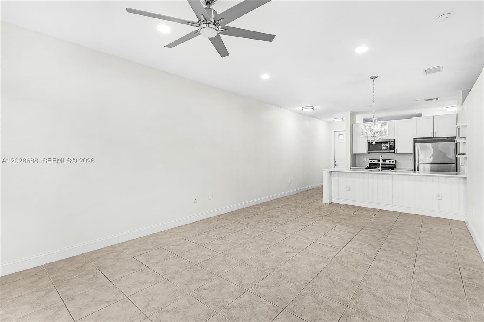 7542 Bristol Circle Property Photo 7