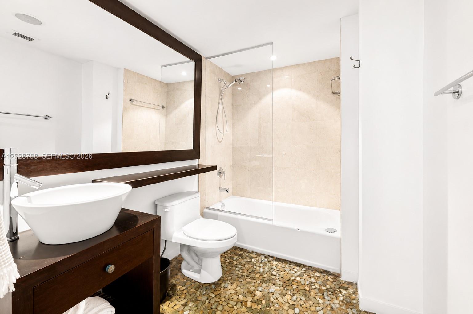 145 Jefferson Avenue 415 Property Photo 19