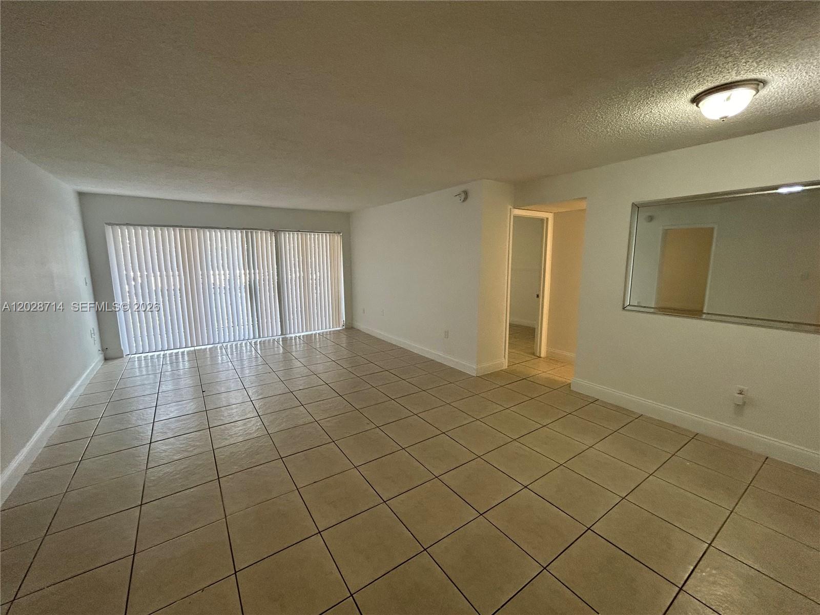 4205 N University Drive 112 Property Photo 4