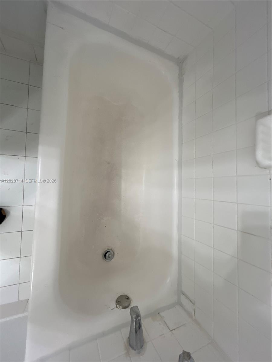 4205 N University Drive 112 Property Photo 19