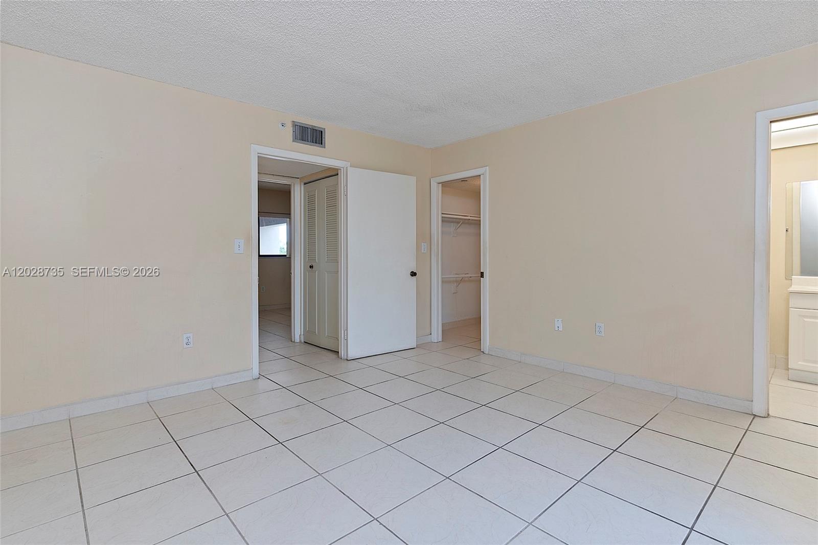 8760 Sw 133rd Ave Road 301 Property Photo 18