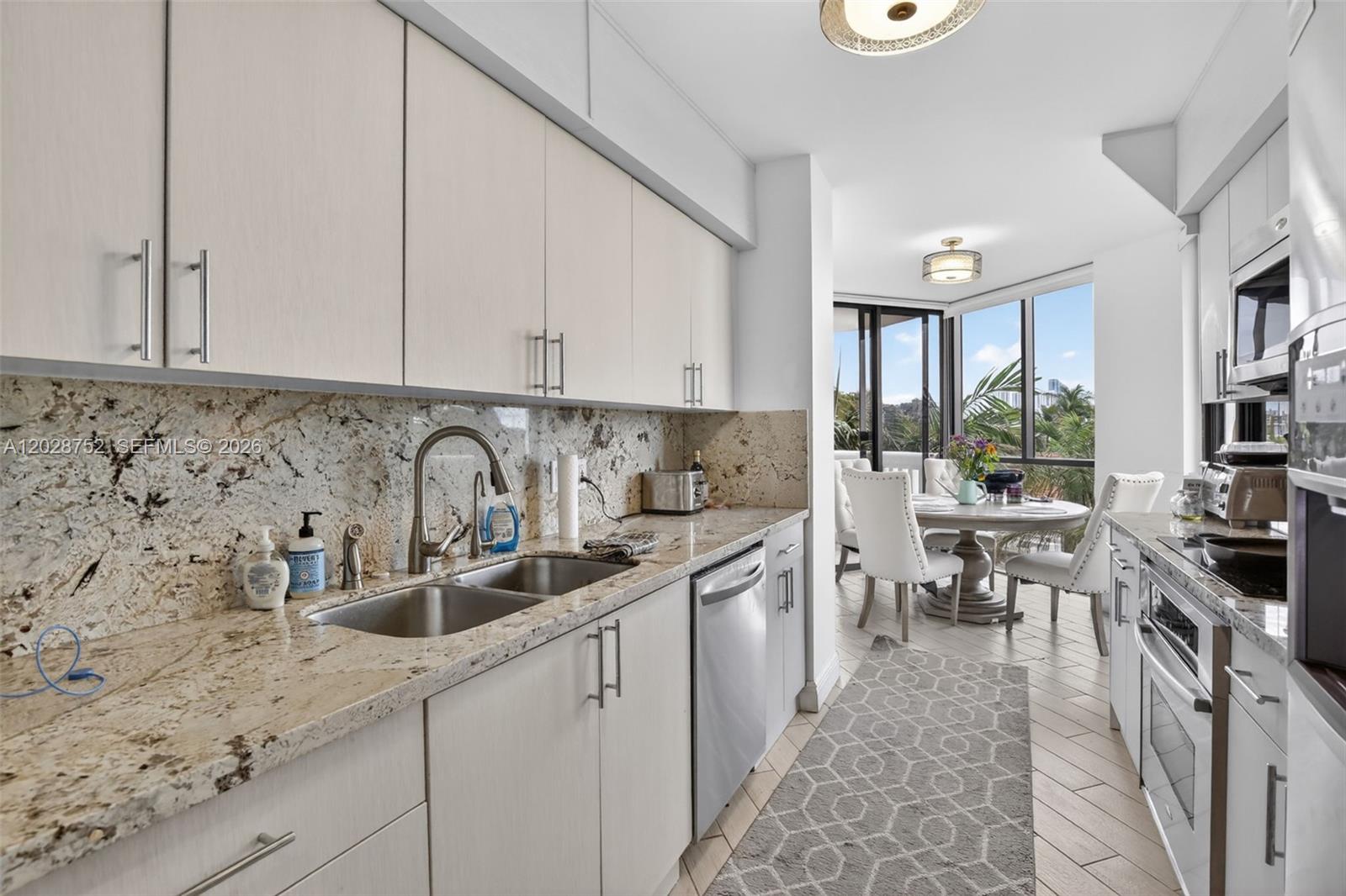 1000 Island Boulevard 503 Property Photo 7