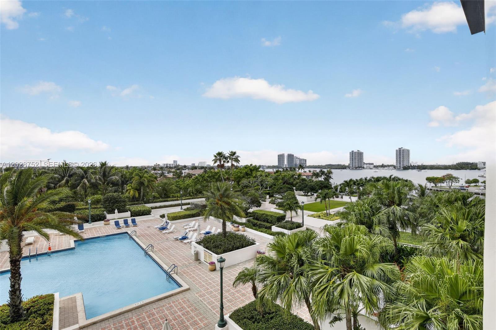 1000 Island Boulevard 503 Property Photo 26