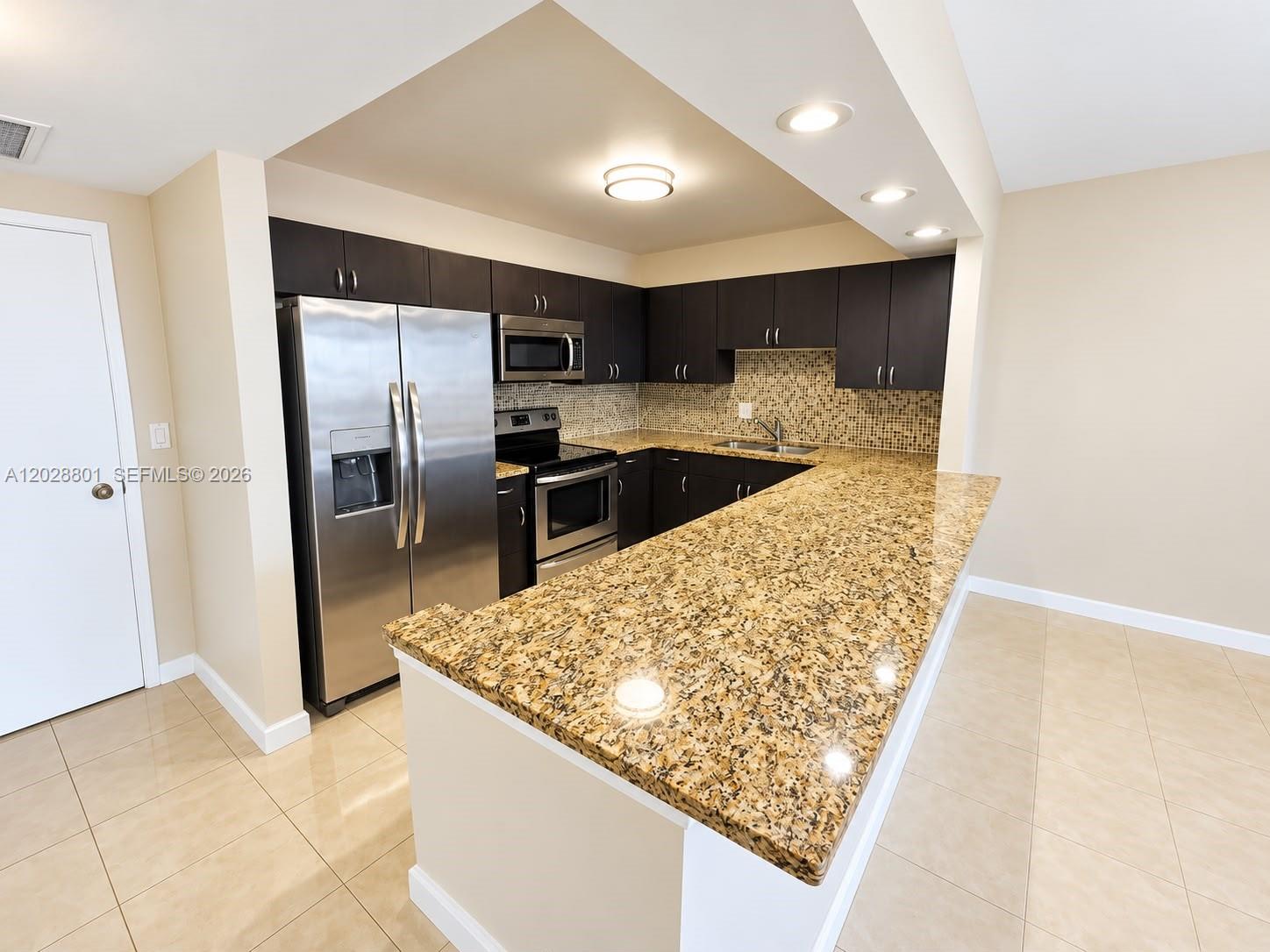 2500 Parkview Drive 307 Property Photo 1