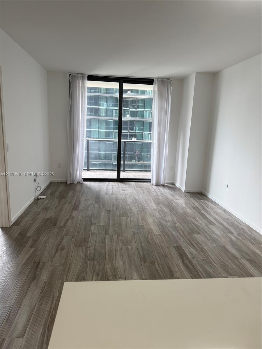 801 S Miami Avenue 1808 Property Photo 5