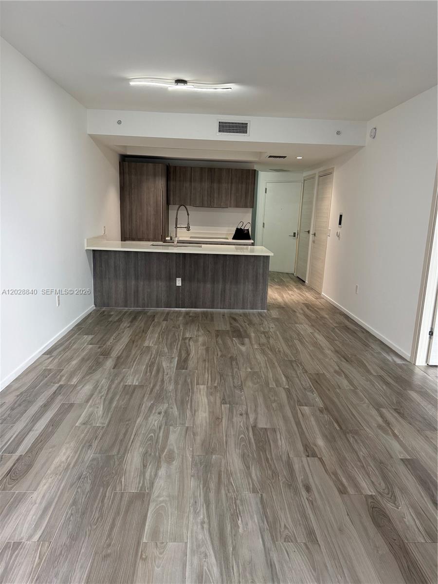 801 S Miami Avenue 1808 Property Photo 9
