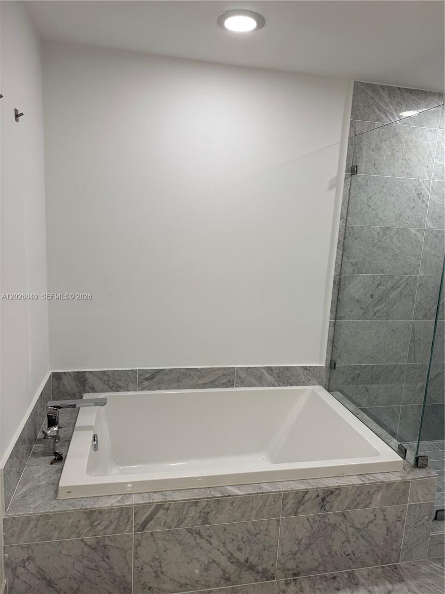 801 S Miami Avenue 1808 Property Photo 31