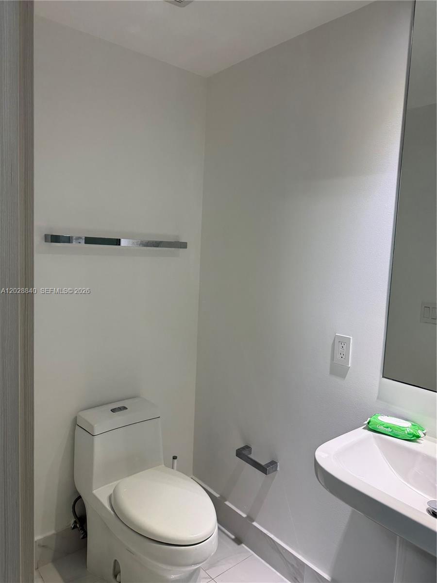 801 S Miami Avenue 1808 Property Photo 45