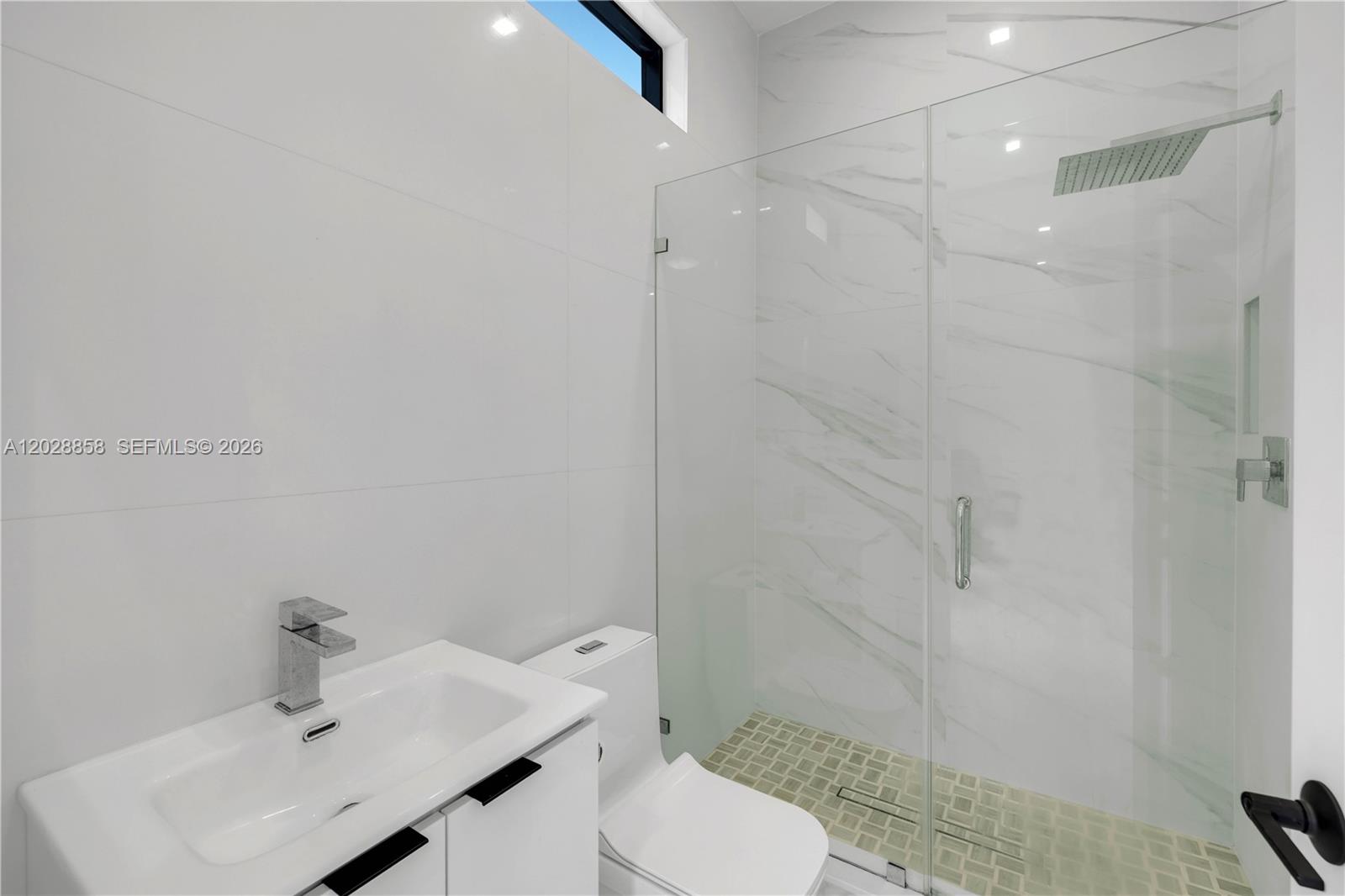 152 Nw 165th Street Property Photo 16
