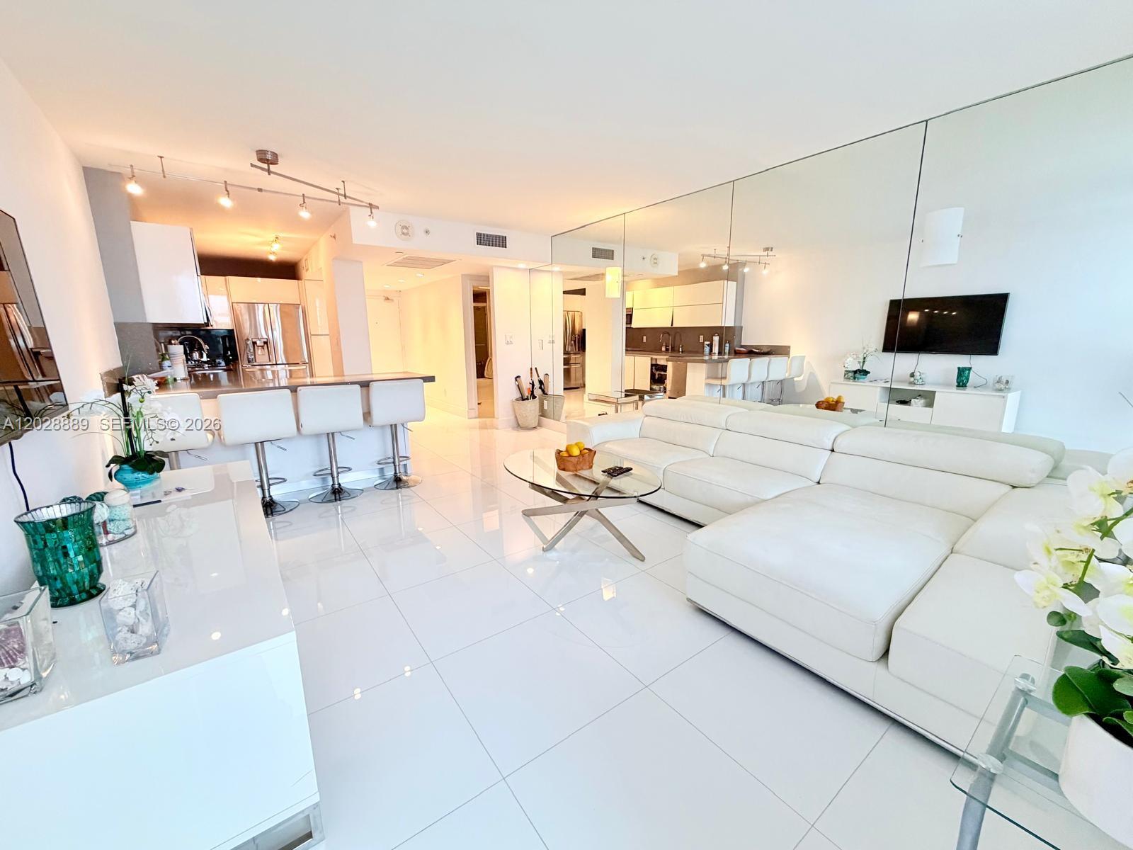100 Lincoln Road 1504 Property Photo 1