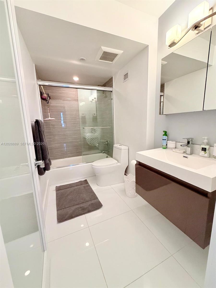 100 Lincoln Road 1504 Property Photo 6