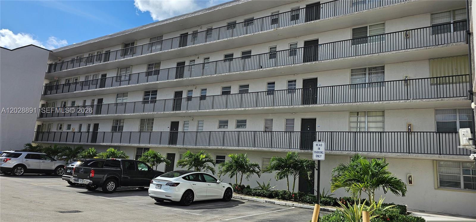 14170 Sw 84th Street 402-f Property Photo 1