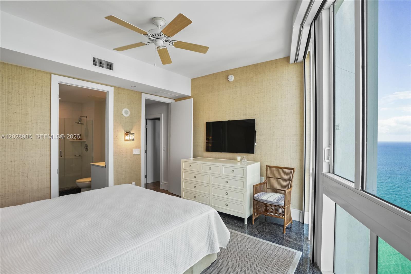 15811 Collins Avenue 2601 Property Photo 15