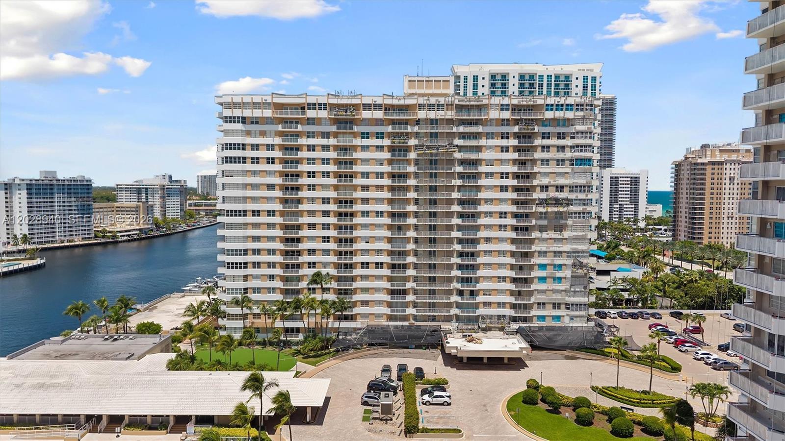 1965 S Ocean Drive 3L Property Photo 1