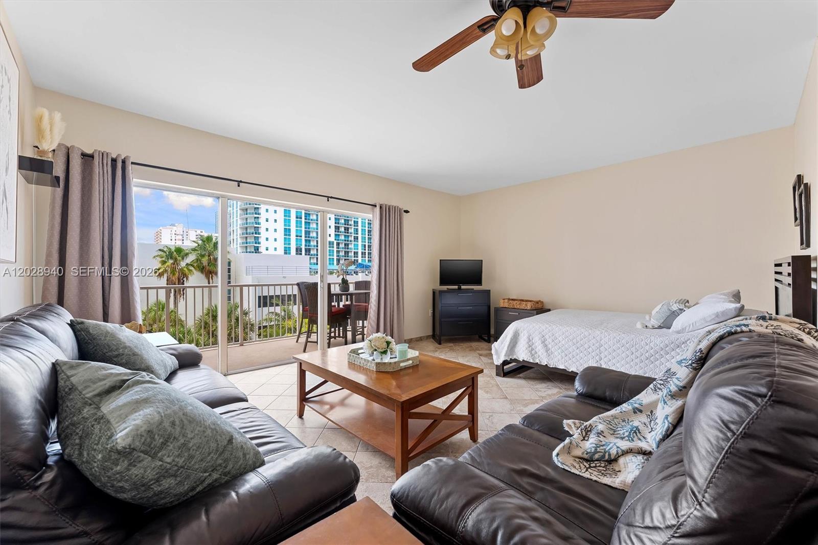 1965 S Ocean Drive 3l Property Photo 10