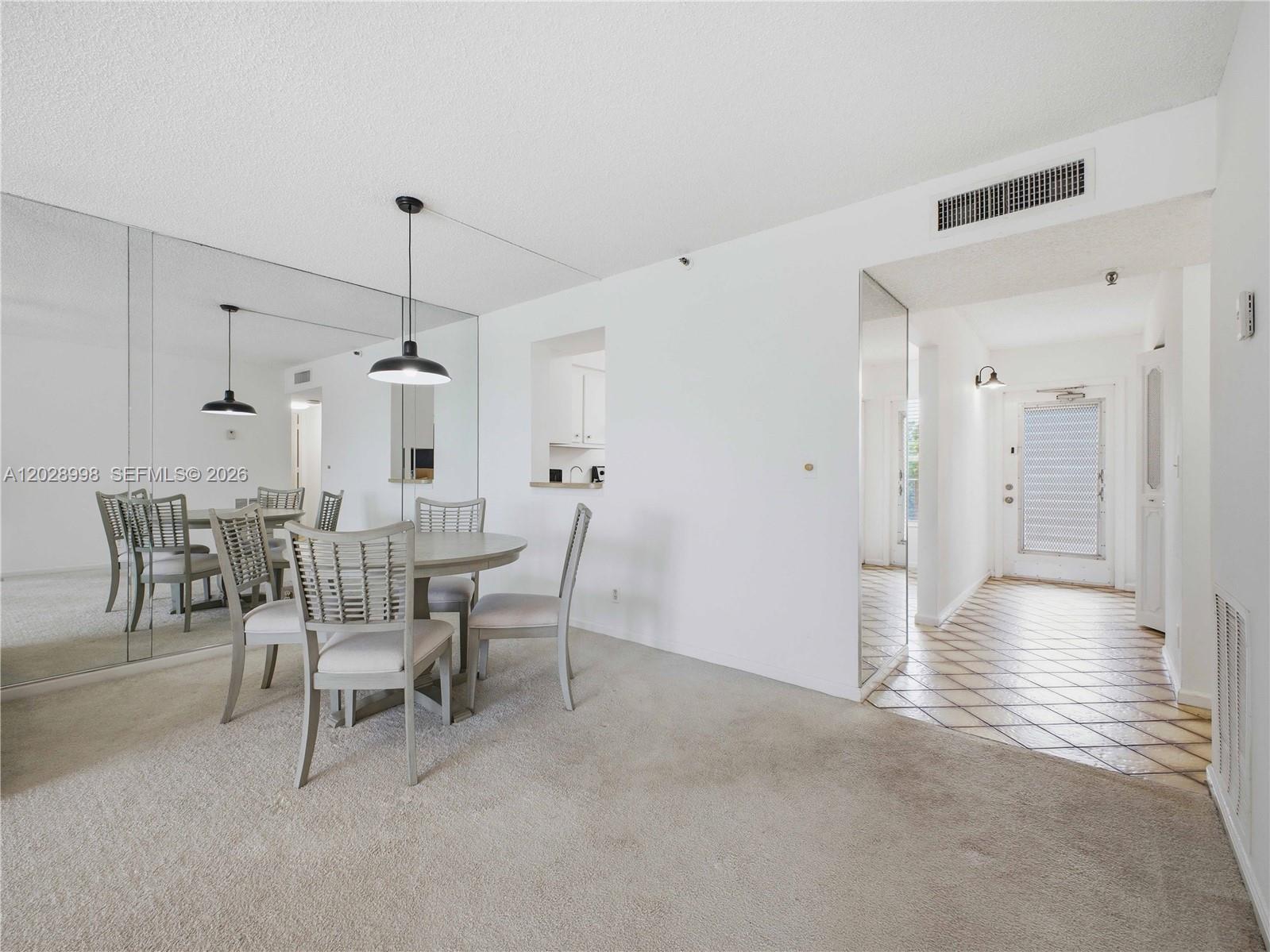 14623 Bonaire Boulevard 405 Property Photo 9