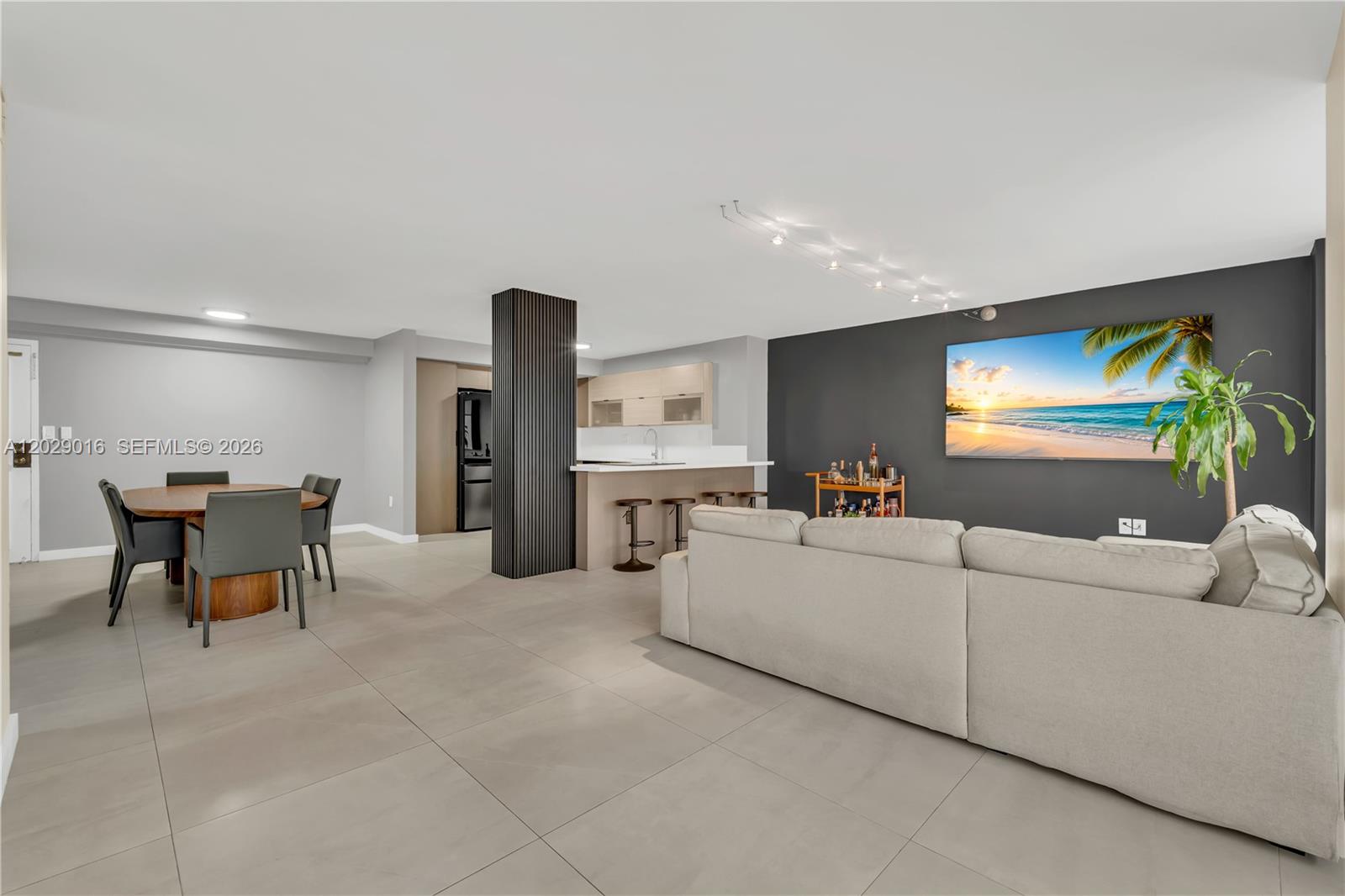 1450 Brickell Bay Drive 1815 Property Photo 15