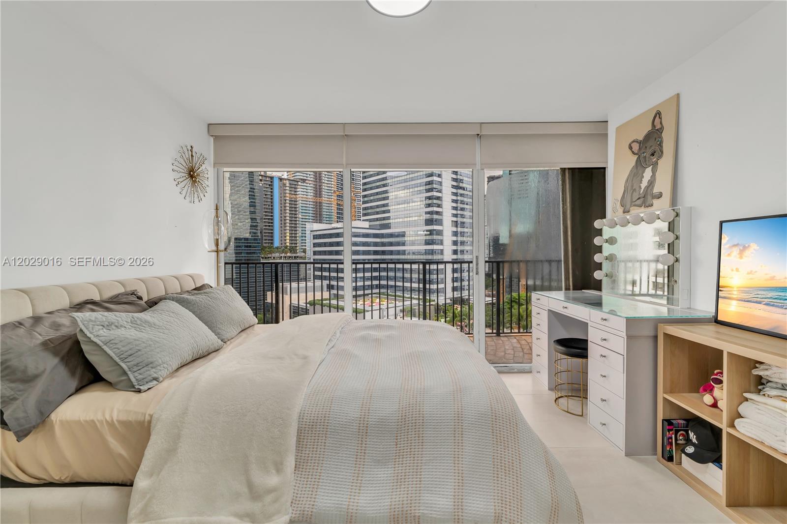 1450 Brickell Bay Drive 1815 Property Photo 25