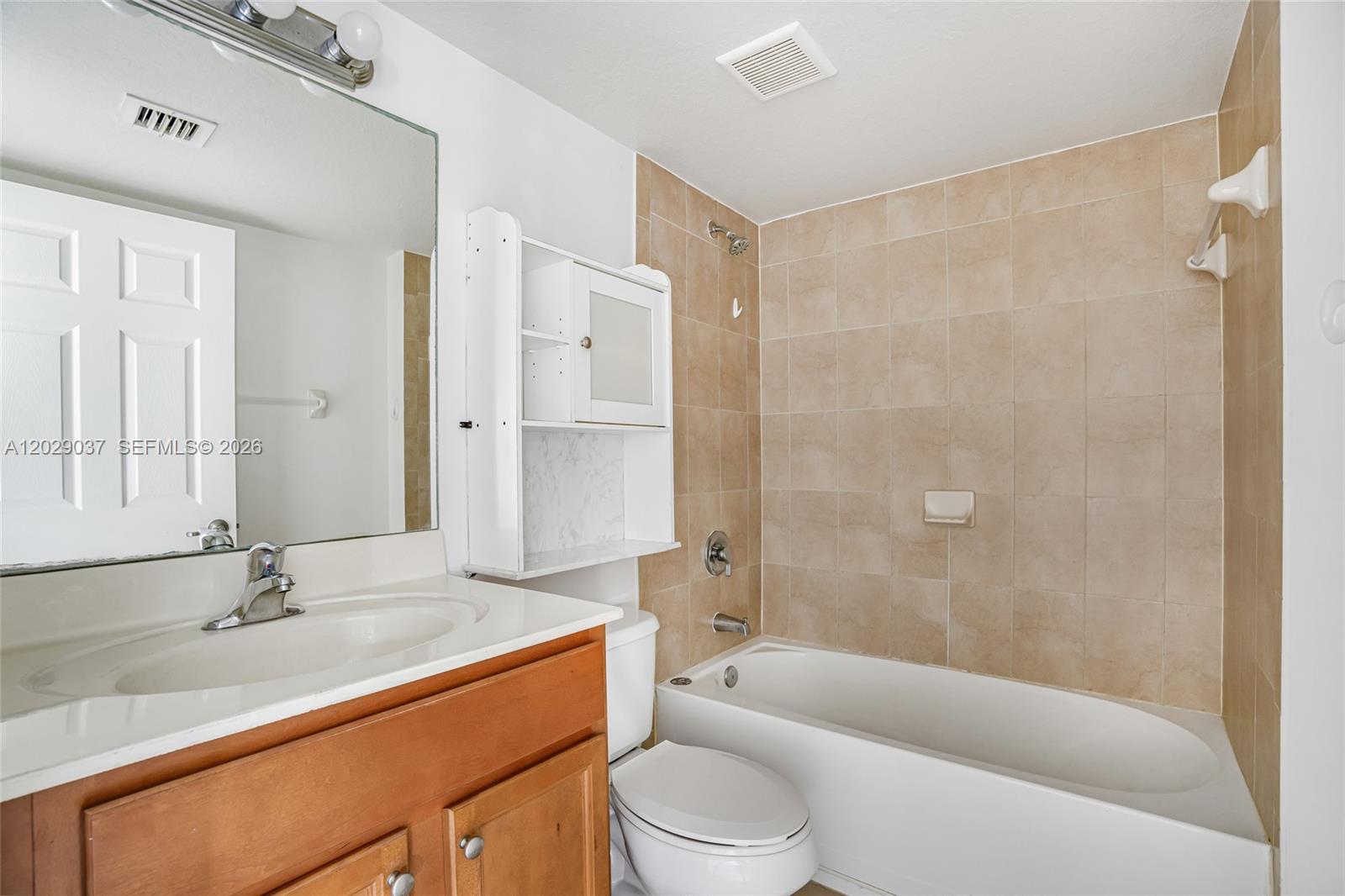 22551 Sw 88th Place 203-1 Property Photo 17