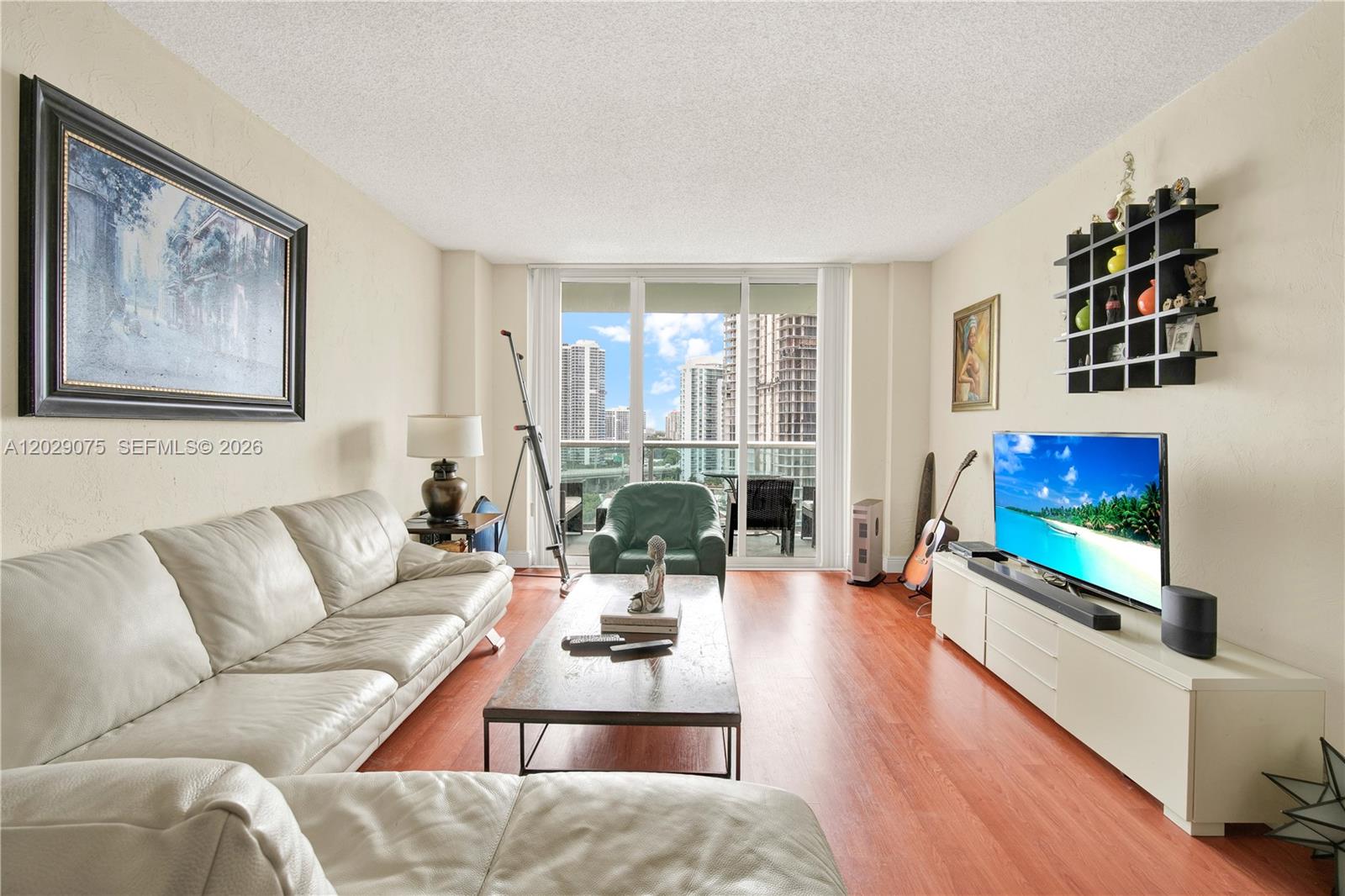 19390 Collins Avenue 1419 Property Photo 6