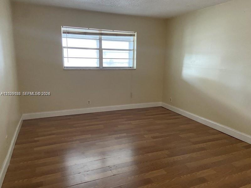 6501 Winfield Boulevard A-26 Property Photo 13