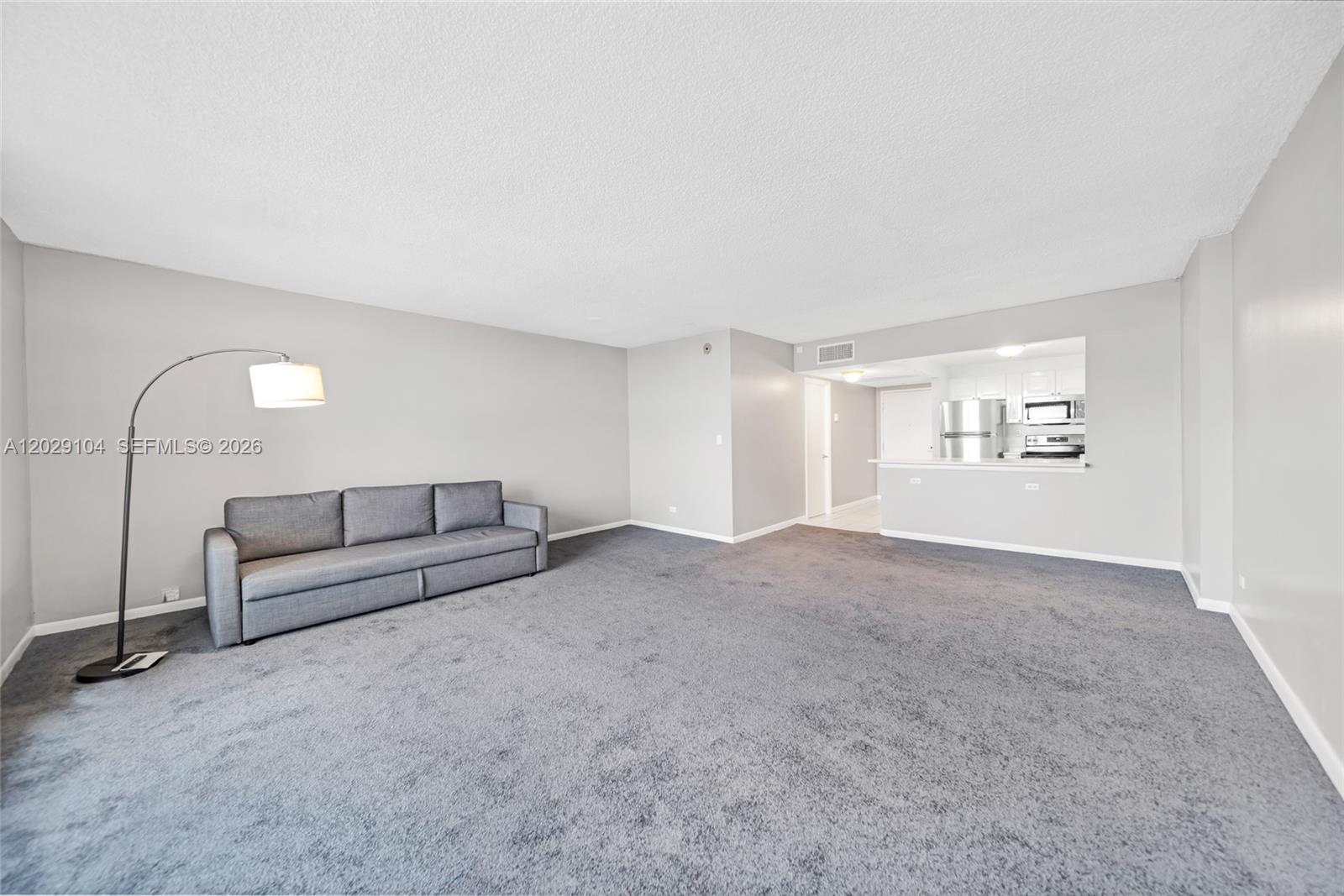 2301 Collins Avenue 1030 Property Photo 7
