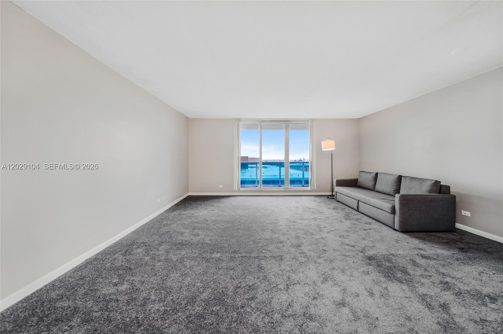 2301 Collins Avenue 1030 Property Photo 8