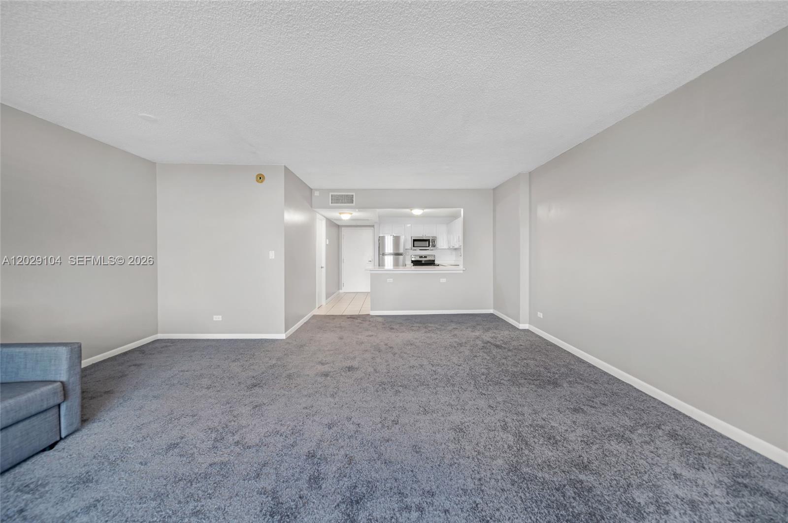 2301 Collins Avenue 1030 Property Photo 10