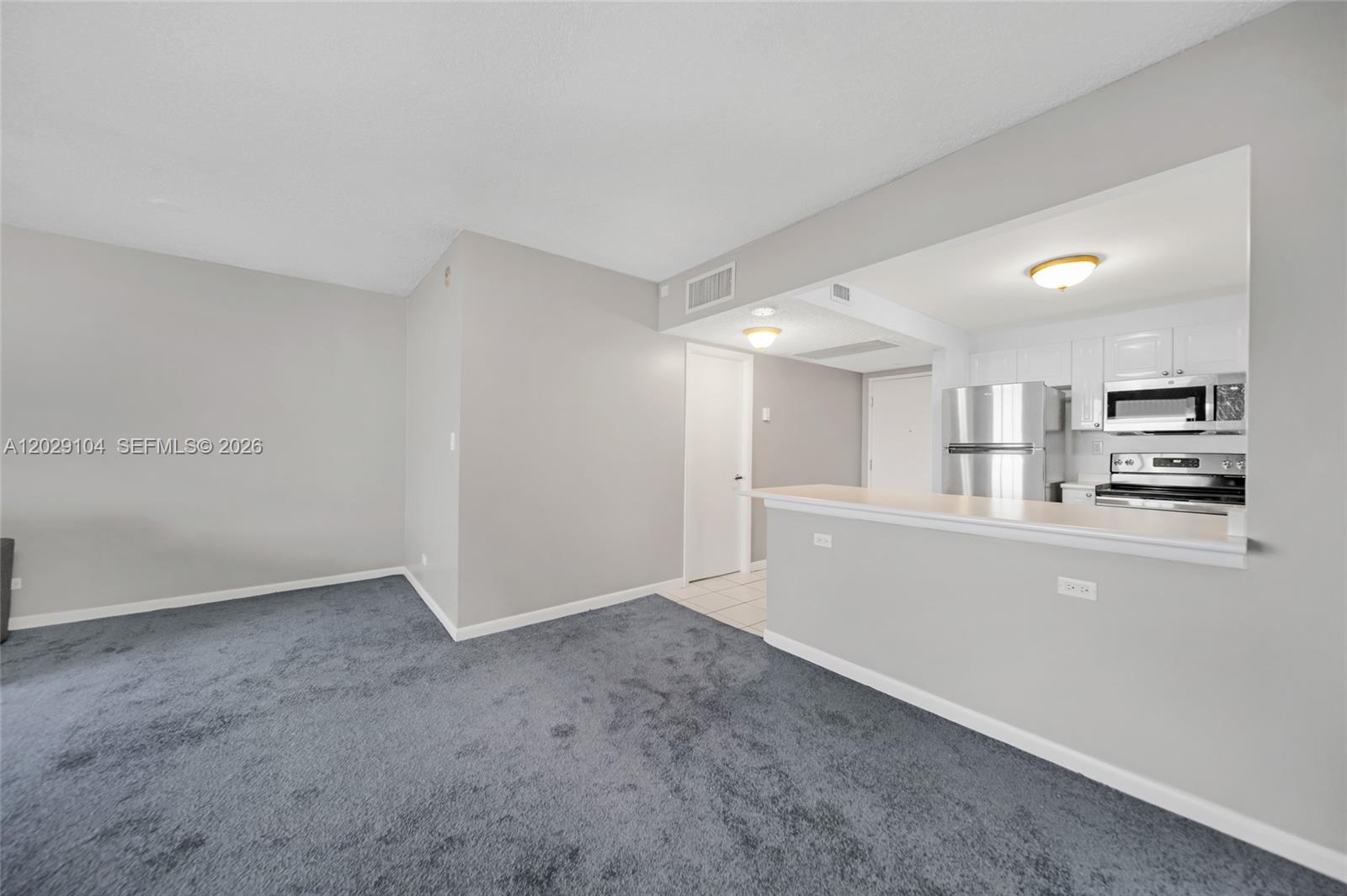 2301 Collins Avenue 1030 Property Photo 15