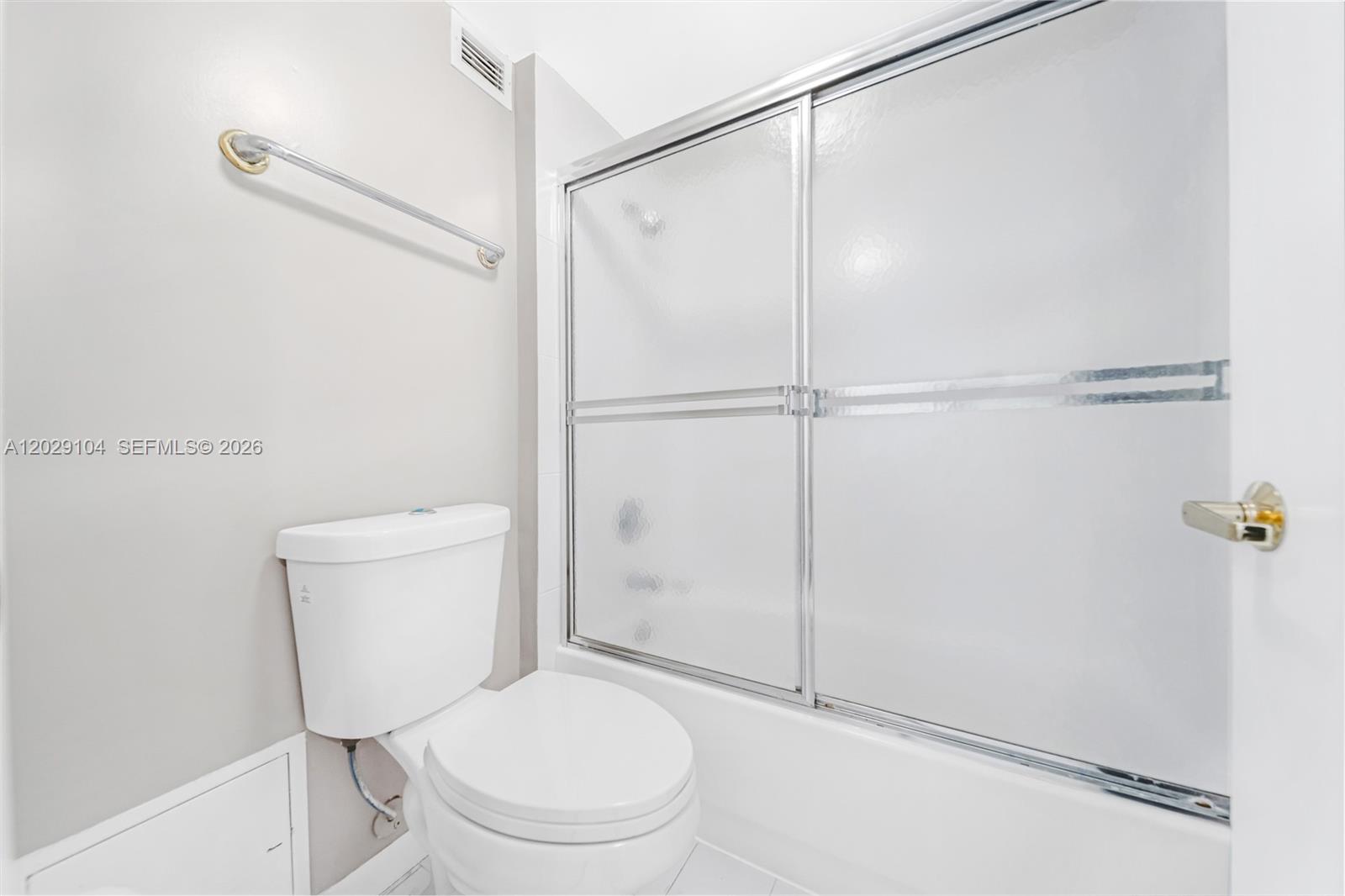 2301 Collins Avenue 1030 Property Photo 22