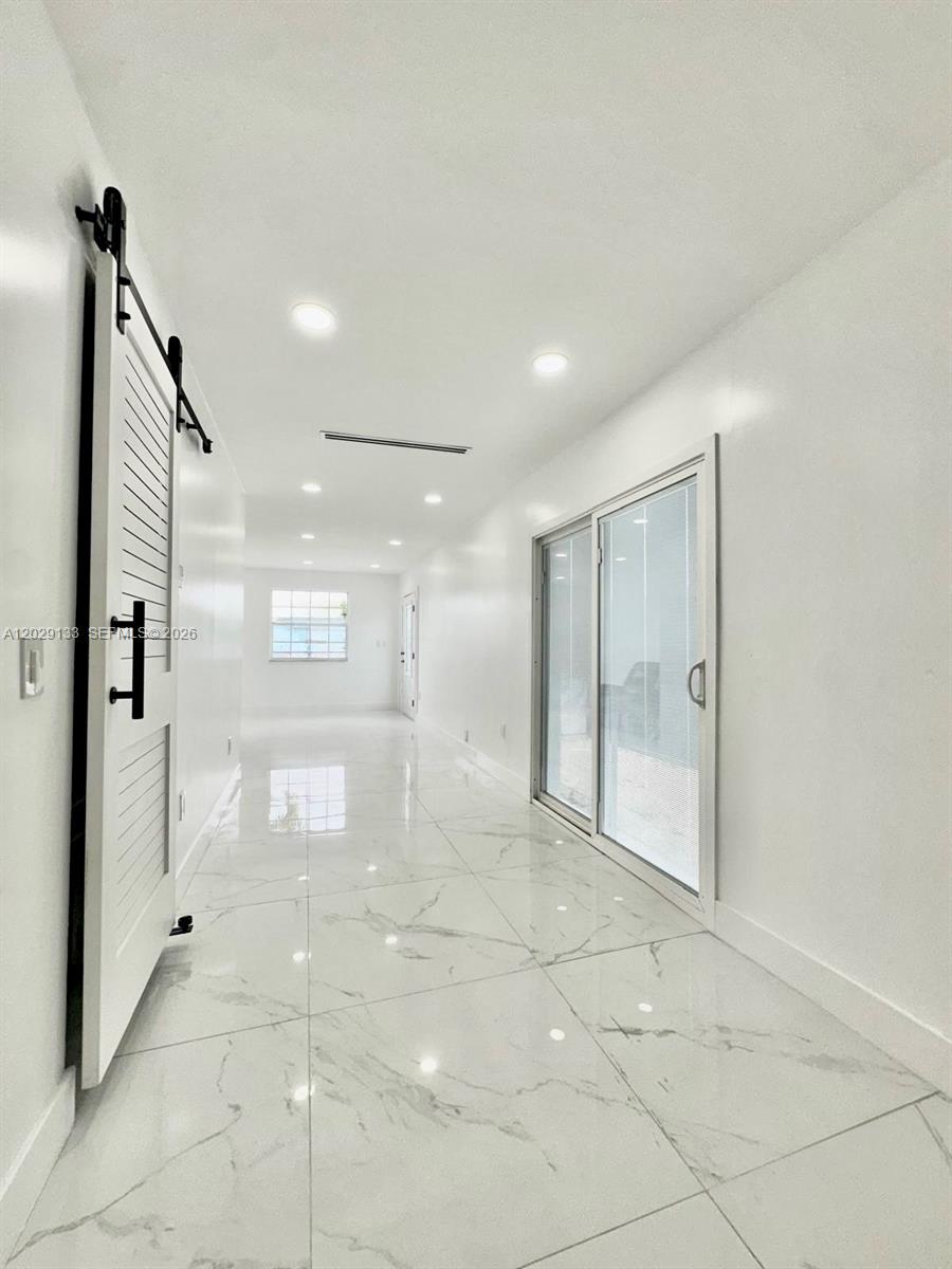 A12029133 Property Photo 17
