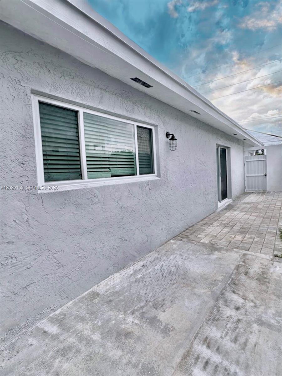 A12029133 Property Photo 18