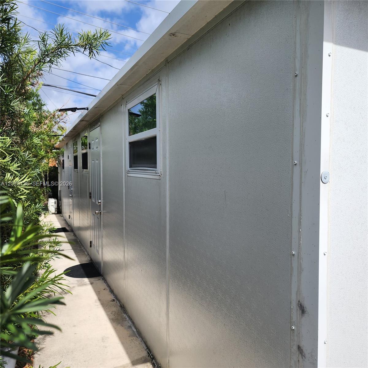 21200 Nw 29th Avenue Property Photo 7
