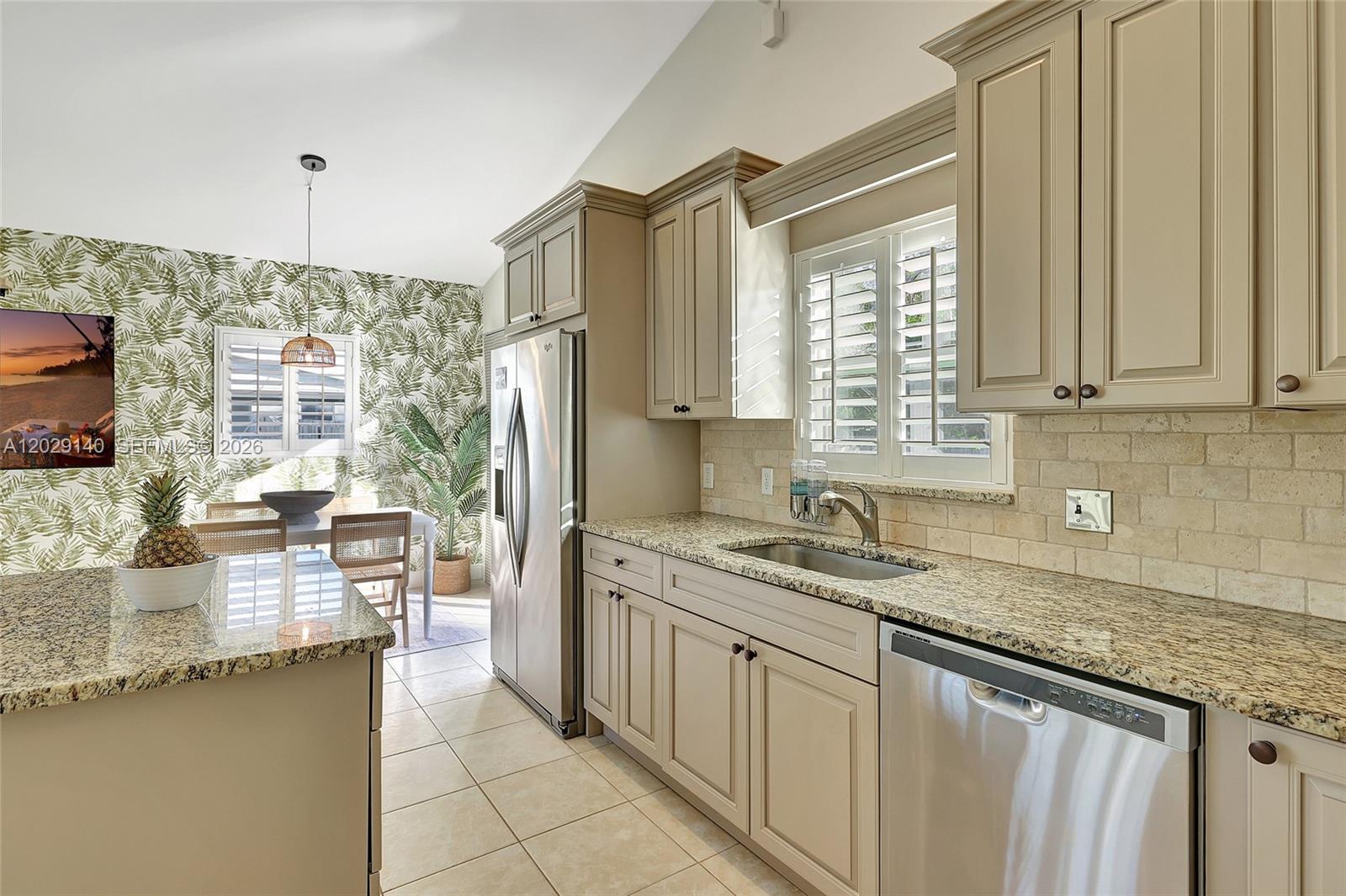 A12029140 Property Photo 6