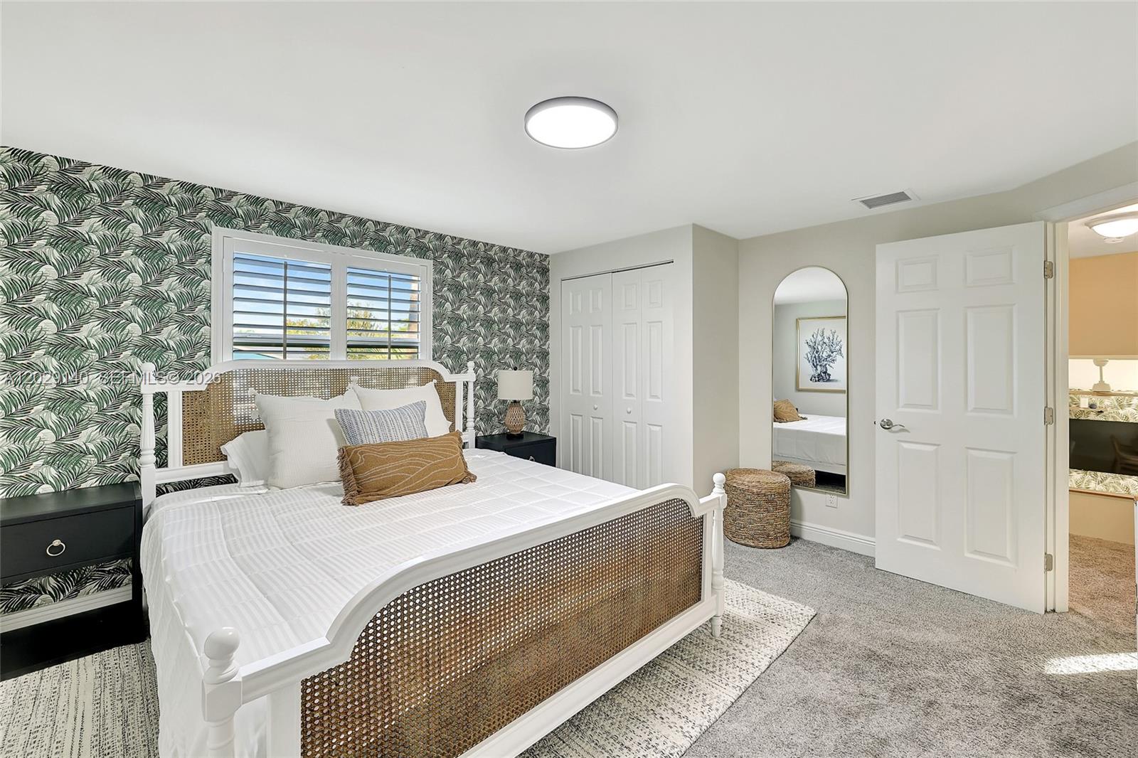 A12029140 Property Photo 17
