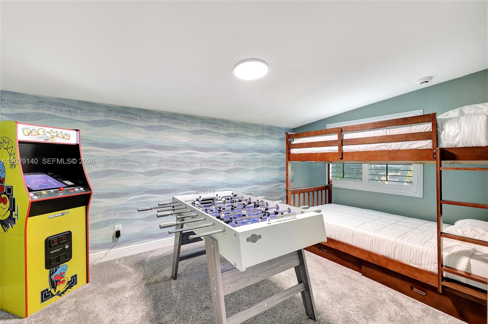 A12029140 Property Photo 18