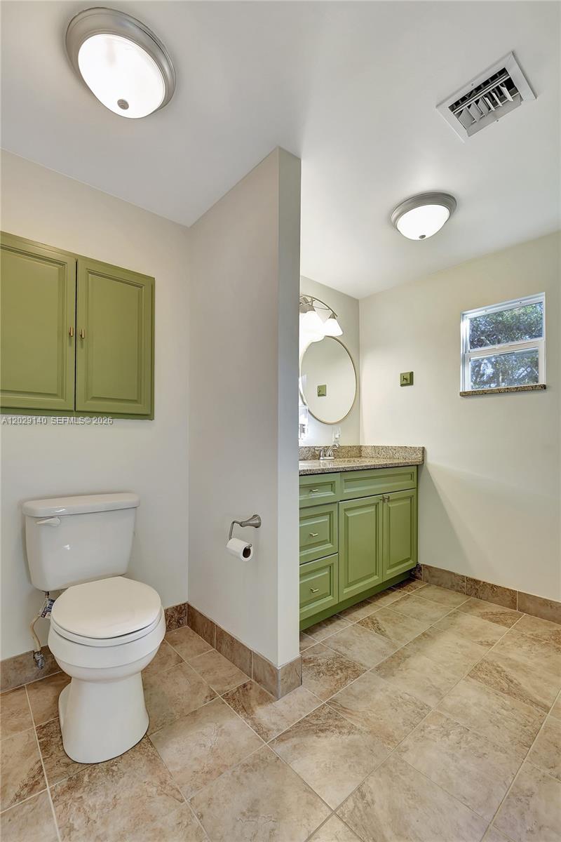 A12029140 Property Photo 21